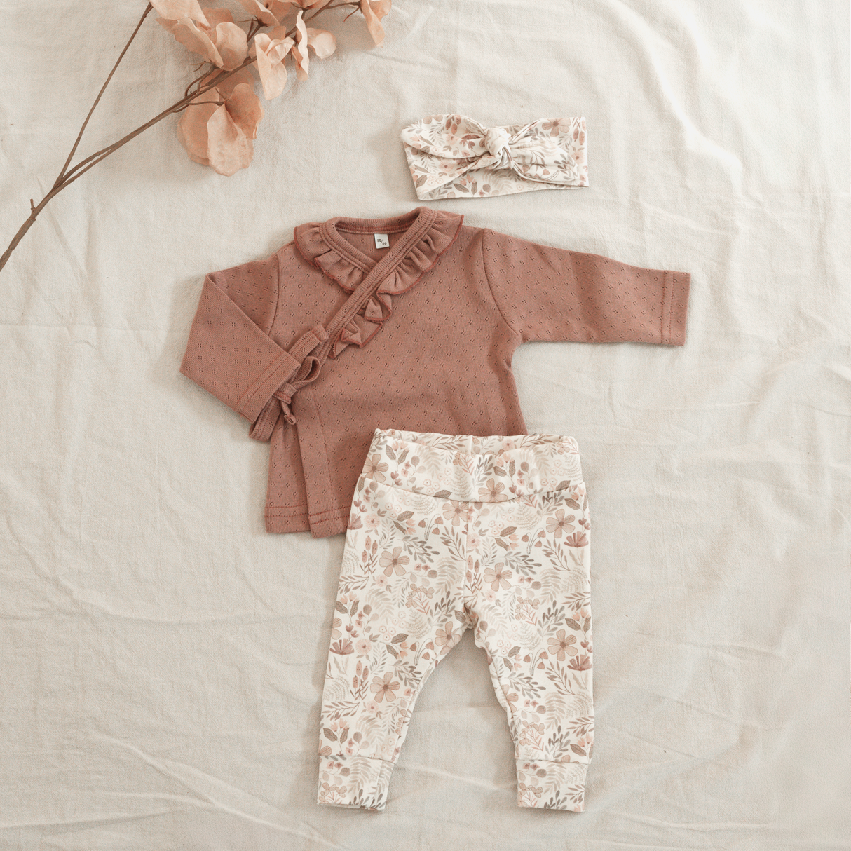 Newborn Muts + Broek - Flowers Pink