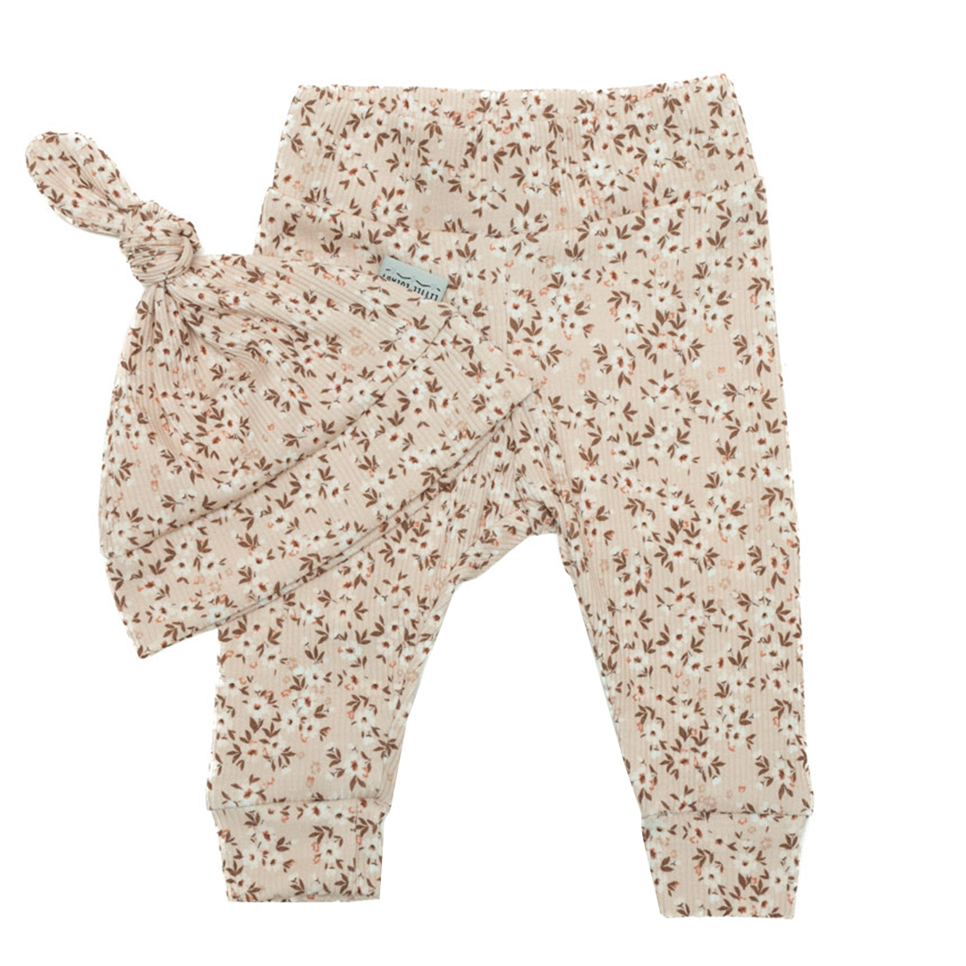 Newborn Muts + Broek - Flowers Beige